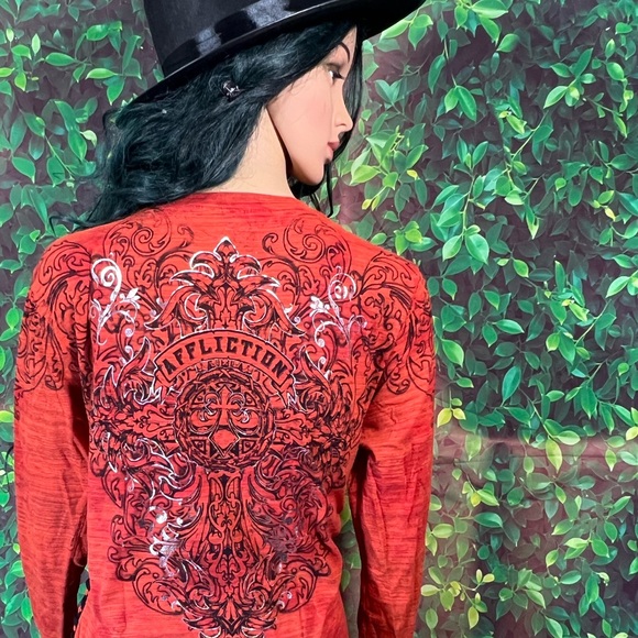 Affliction Women’s T-Shirt - Picture 3 of 16